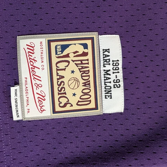 Mitchell & Ness Karl Malone Throwback Jersey Large